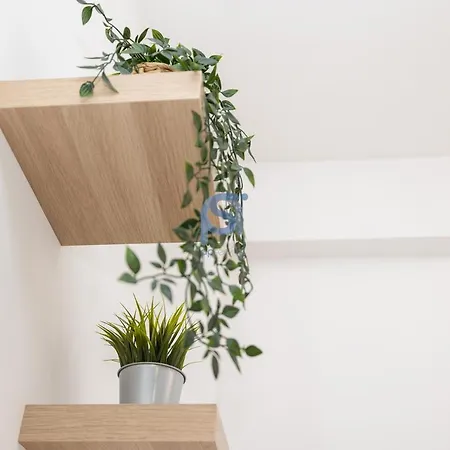 Al Posto Giusto - Self Check In Apartment